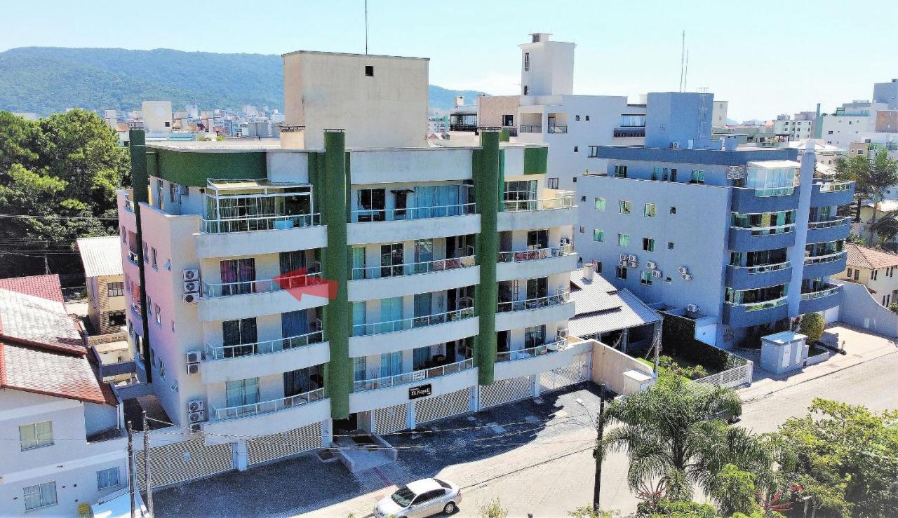 1024 - Apartamento Em Bombinhas Para Locacao De Temporada - Praia De Bombas Luaran gambar